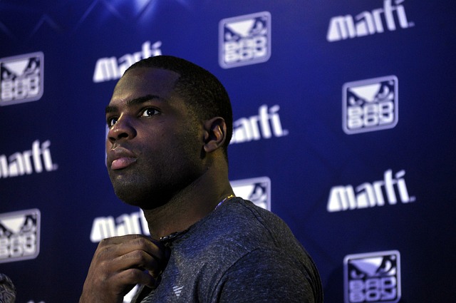 他的表现备 他的表现备